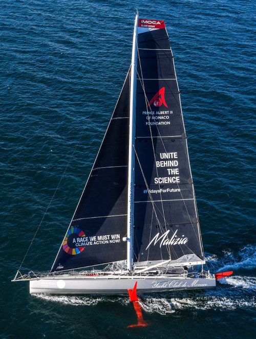 Sailing ship with SDG logo